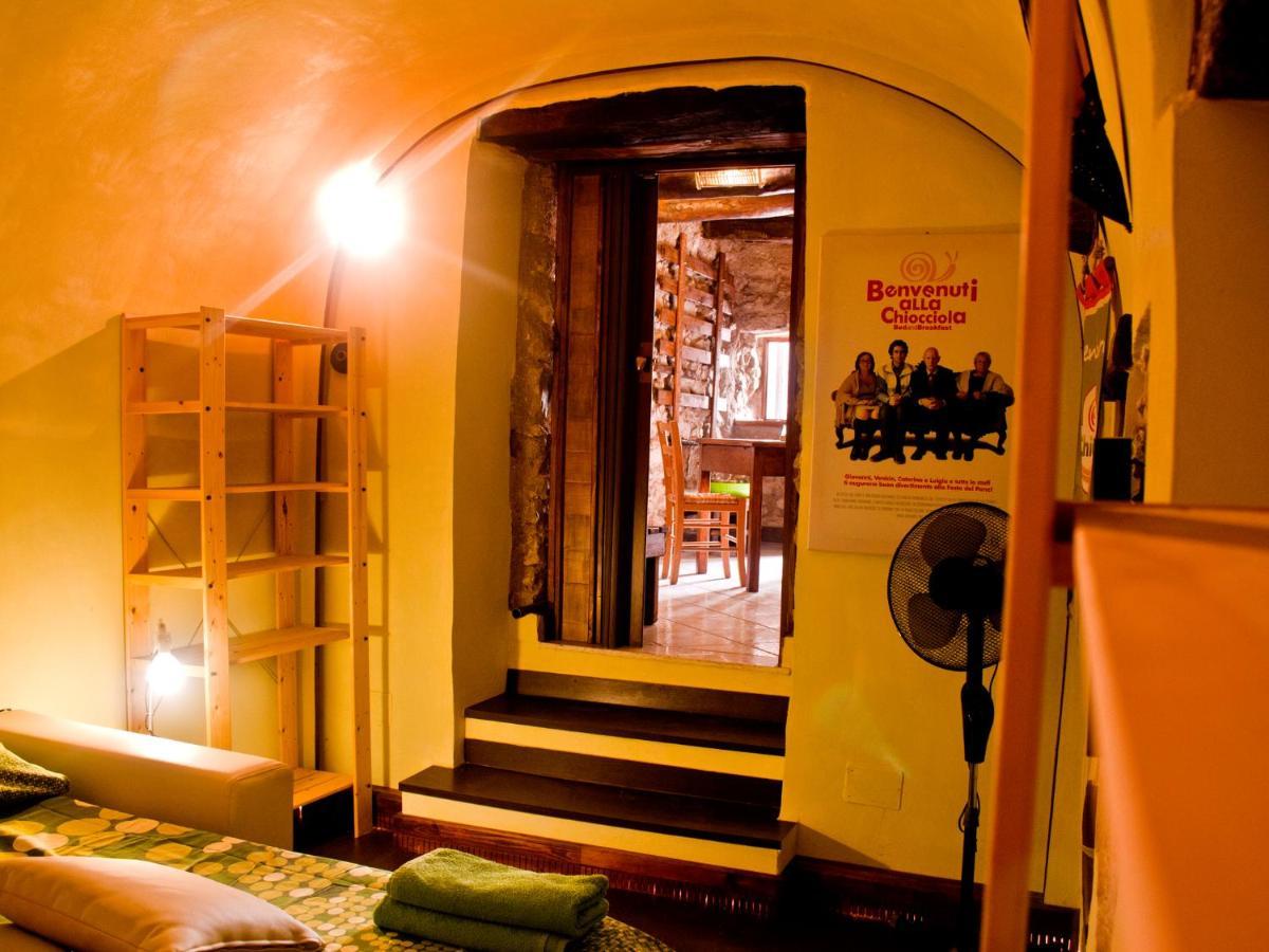 Bed and Breakfast La Chiocciola Trentinara Exterior foto