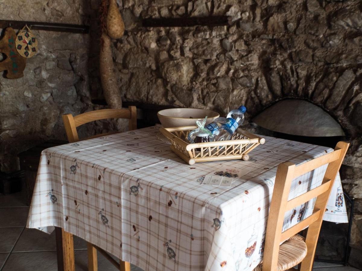 Bed and Breakfast La Chiocciola Trentinara Exterior foto